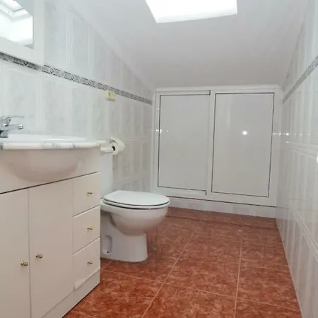 Apartamento Covelo דירה *